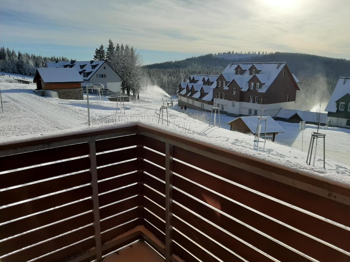 Apartman M5 Horní Mísečky Exterior foto