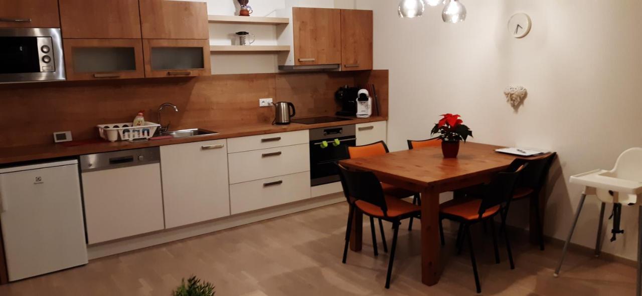 Apartman M5 Horní Mísečky Exterior foto